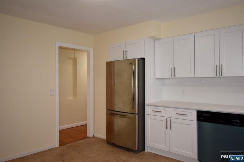 356 Slocum Way - Photo 4 of 26