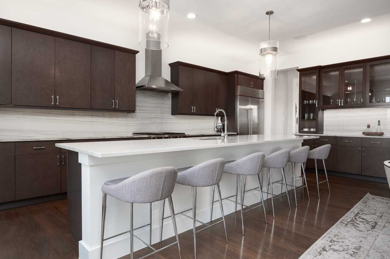 2934 N Hall St #401 - Photo 6 of 34