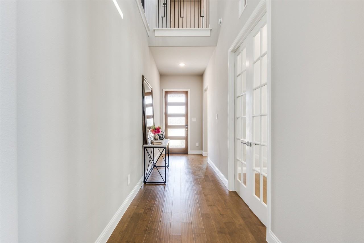 840 Belltown Dr - Photo 6 of 36