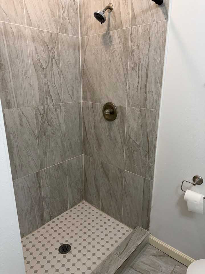 W Elsmere Pl - Photo 4 of 37