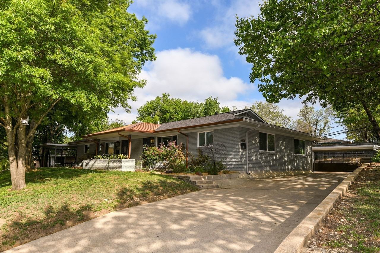 4408 Granbury Rd - Photo 2 of 10