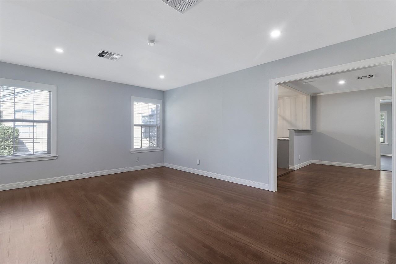 3557 Winston Rd - Photo 3 of 25