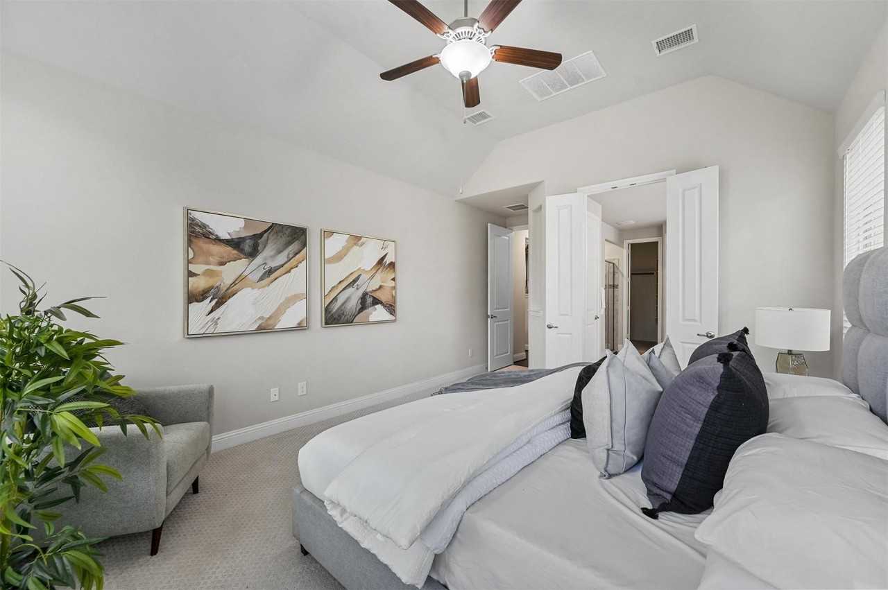 14336 Gatewood Ln - Photo 6 of 30
