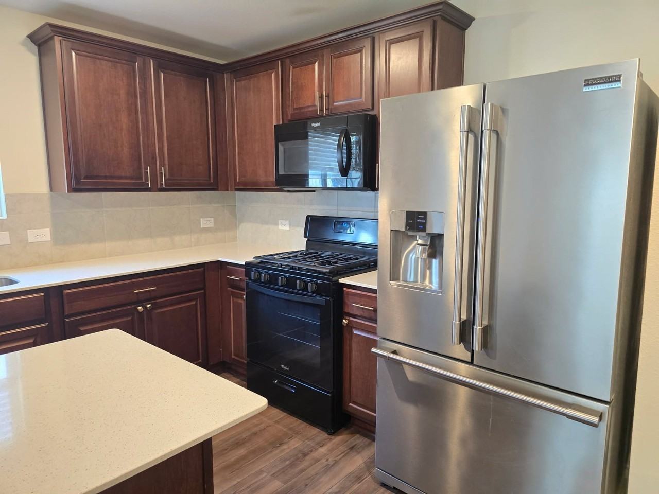 16029 Pemberly Way - Photo 4 of 19