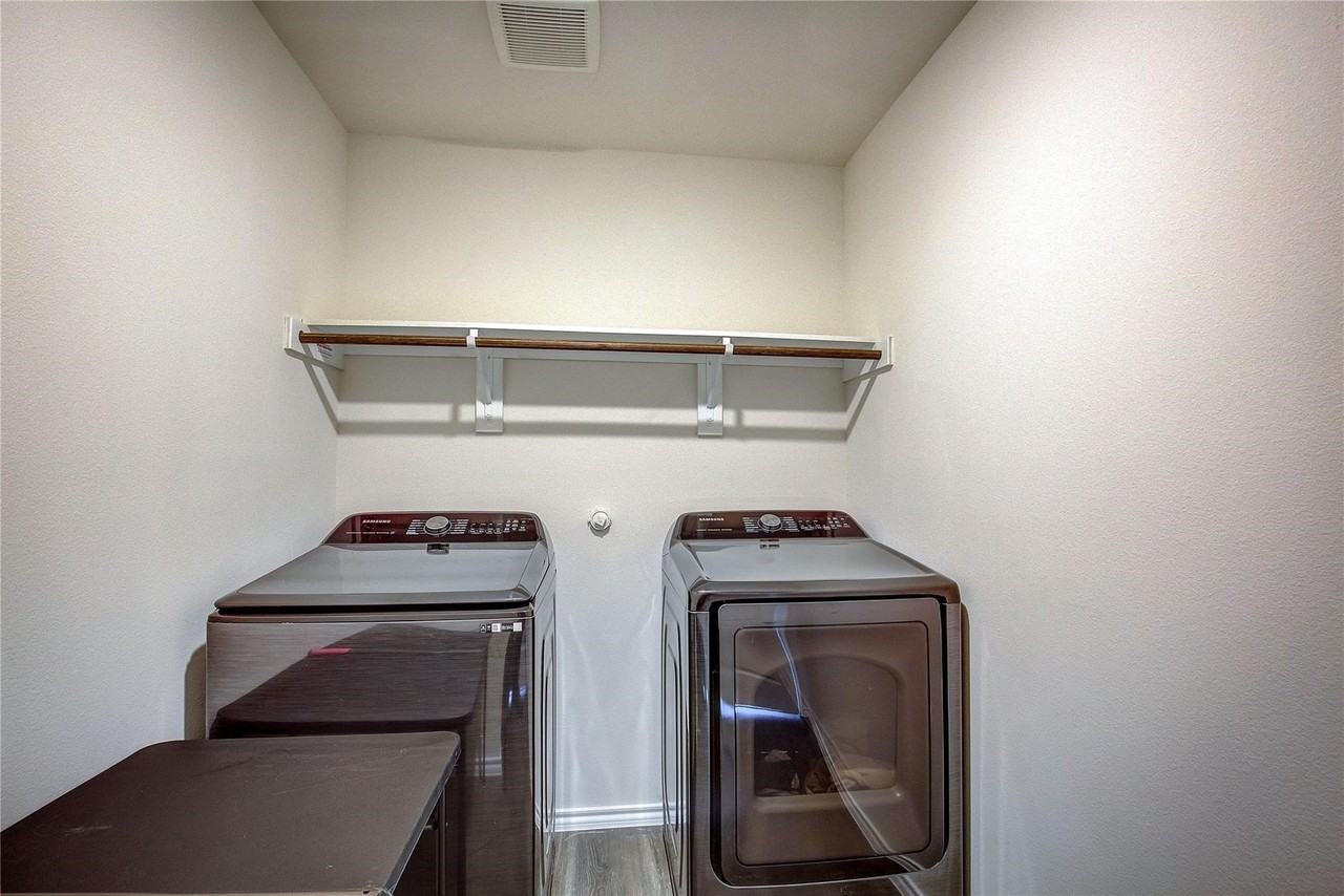 2912 Wooten Trl - Photo 6 of 36