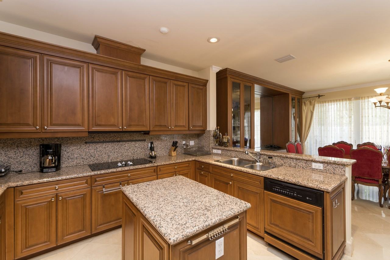 3973 194th Ln - Photo 3 of 28