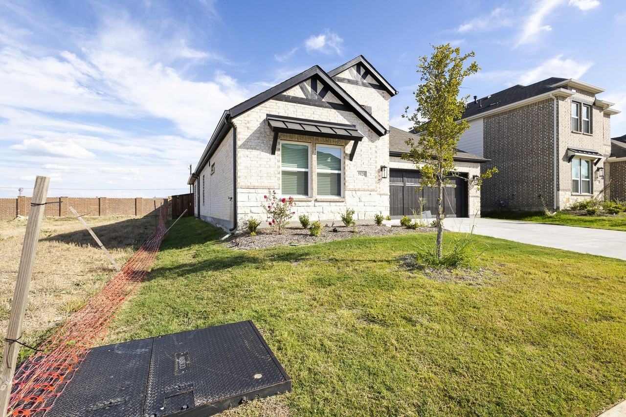 5928 Mustang Creek Ln - Photo 3 of 28