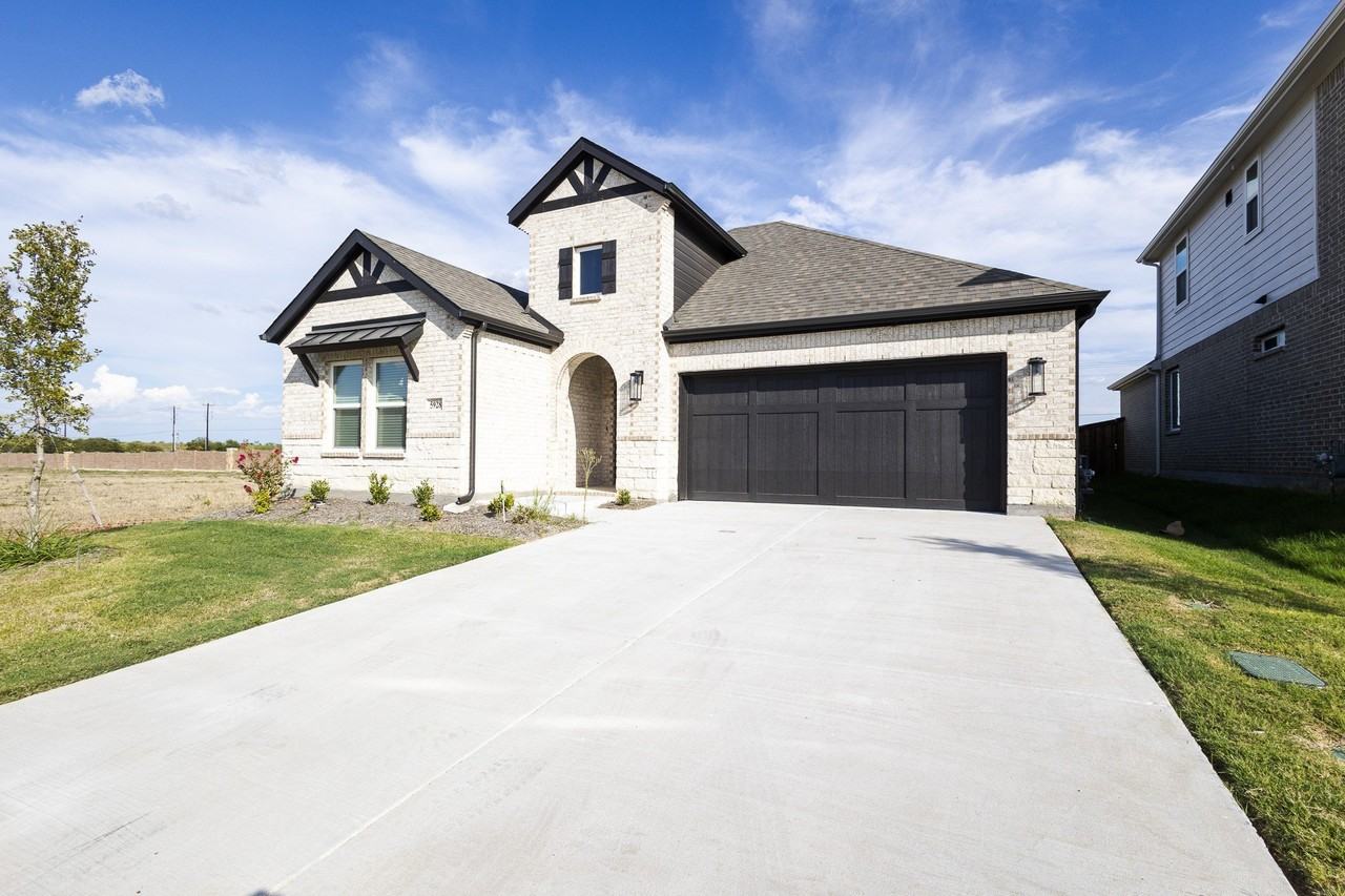 5928 Mustang Creek Ln - Photo 4 of 28