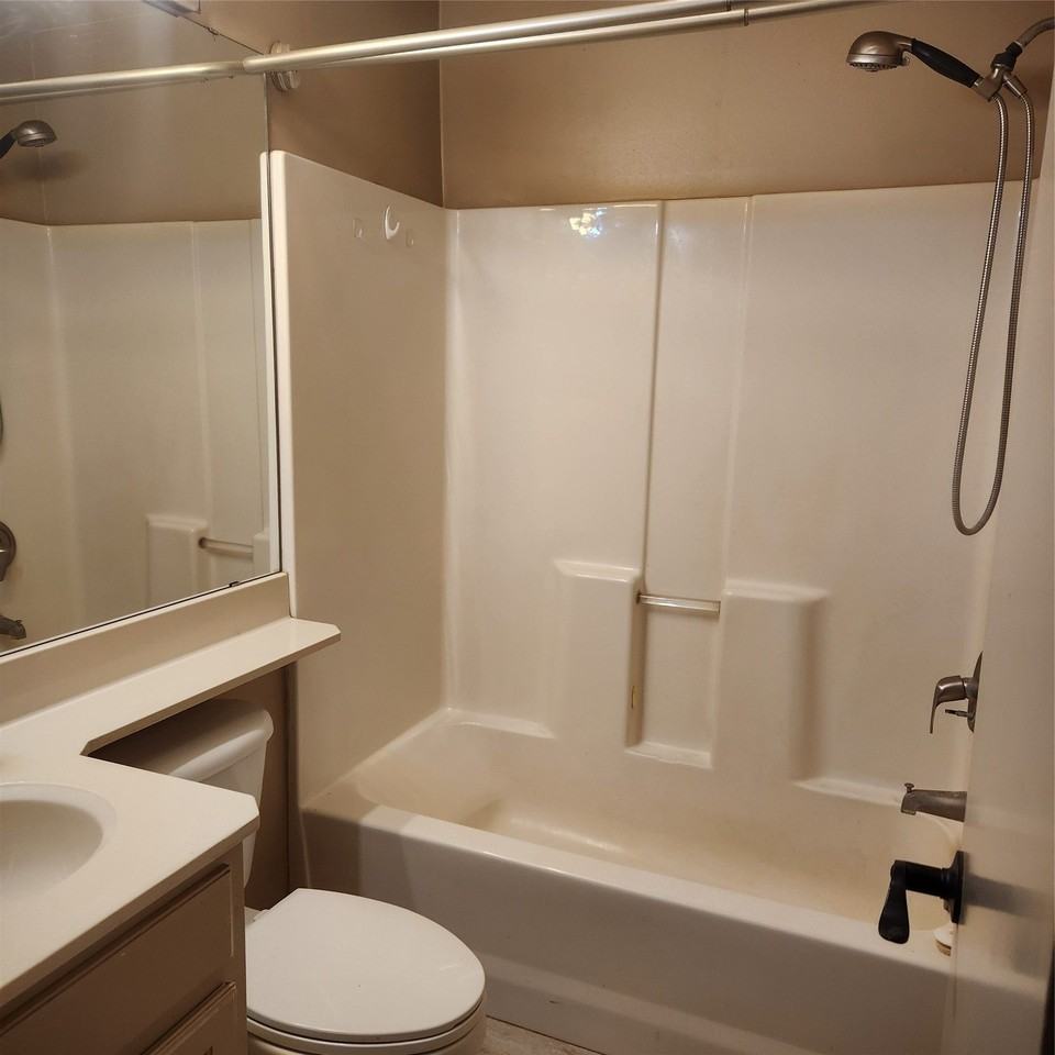 136 Marble Ct - Photo 5 of 9