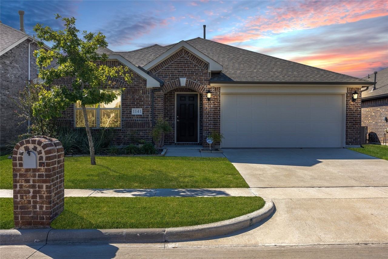 1141 Kingston Ct