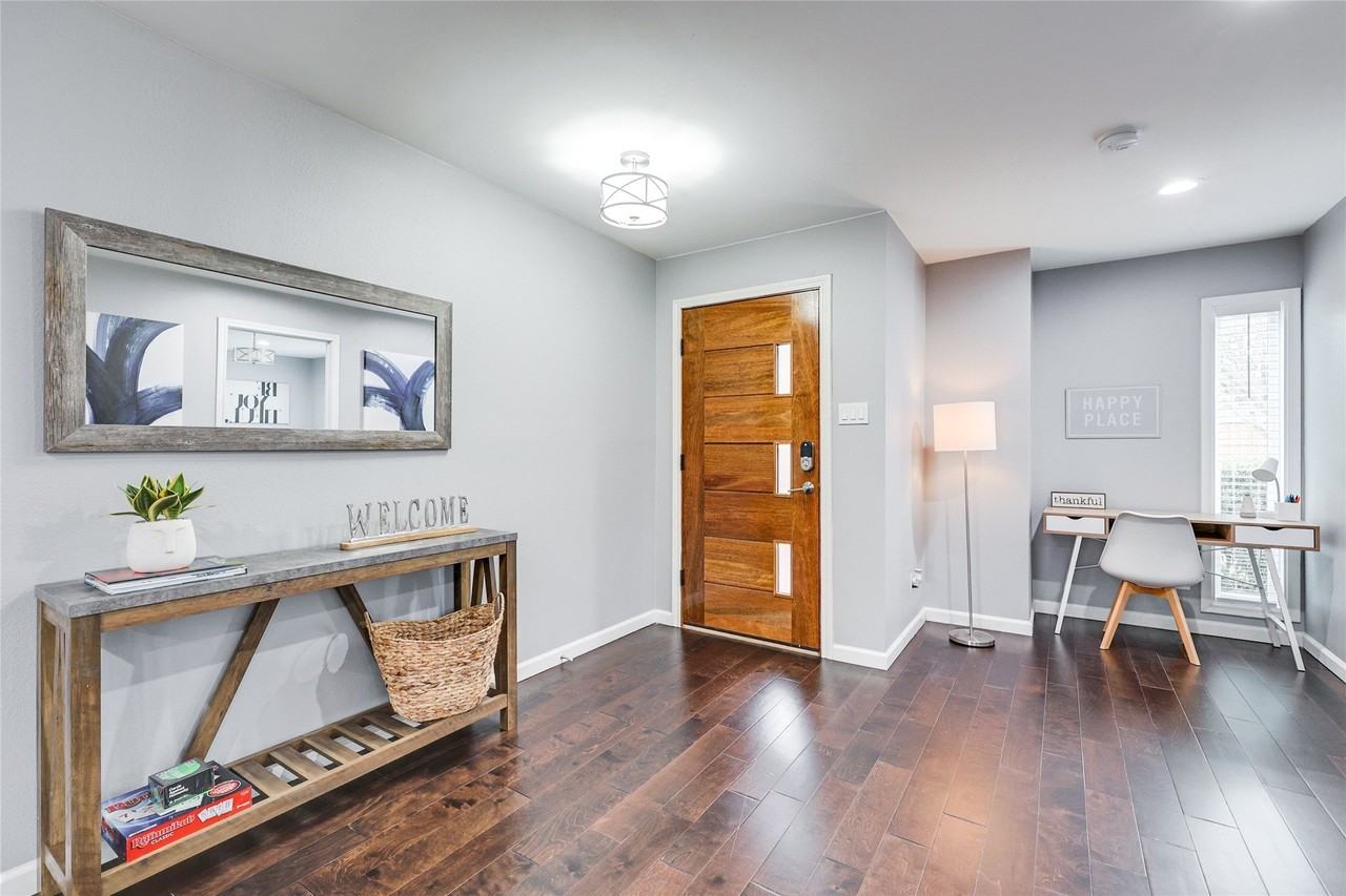 10040 Spokane Cir - Photo 4 of 34