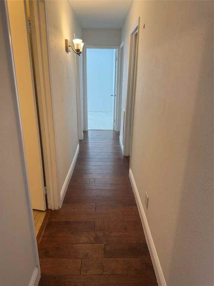 4334 Newton St - Photo 4 of 9