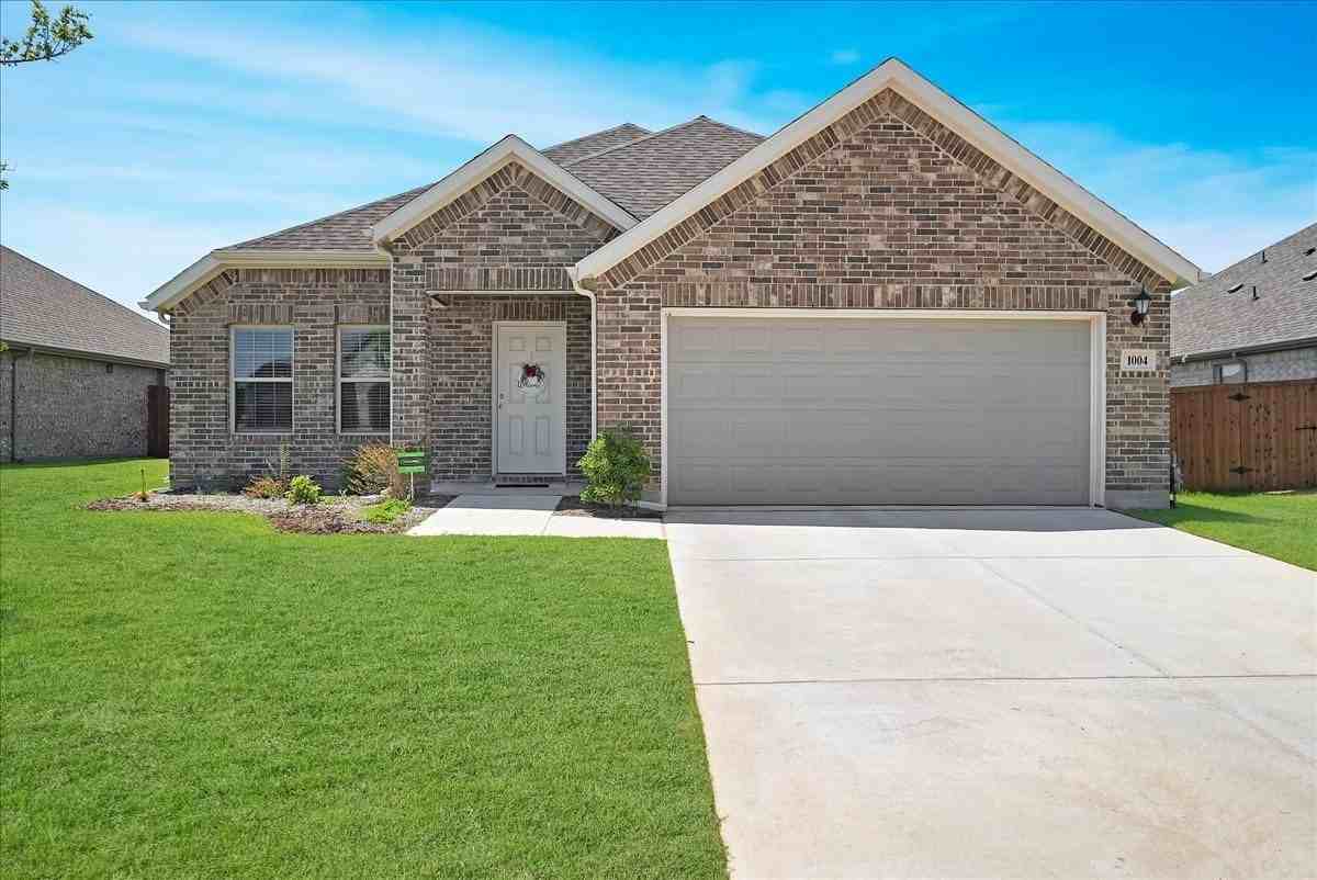 1004 Pineview Ln