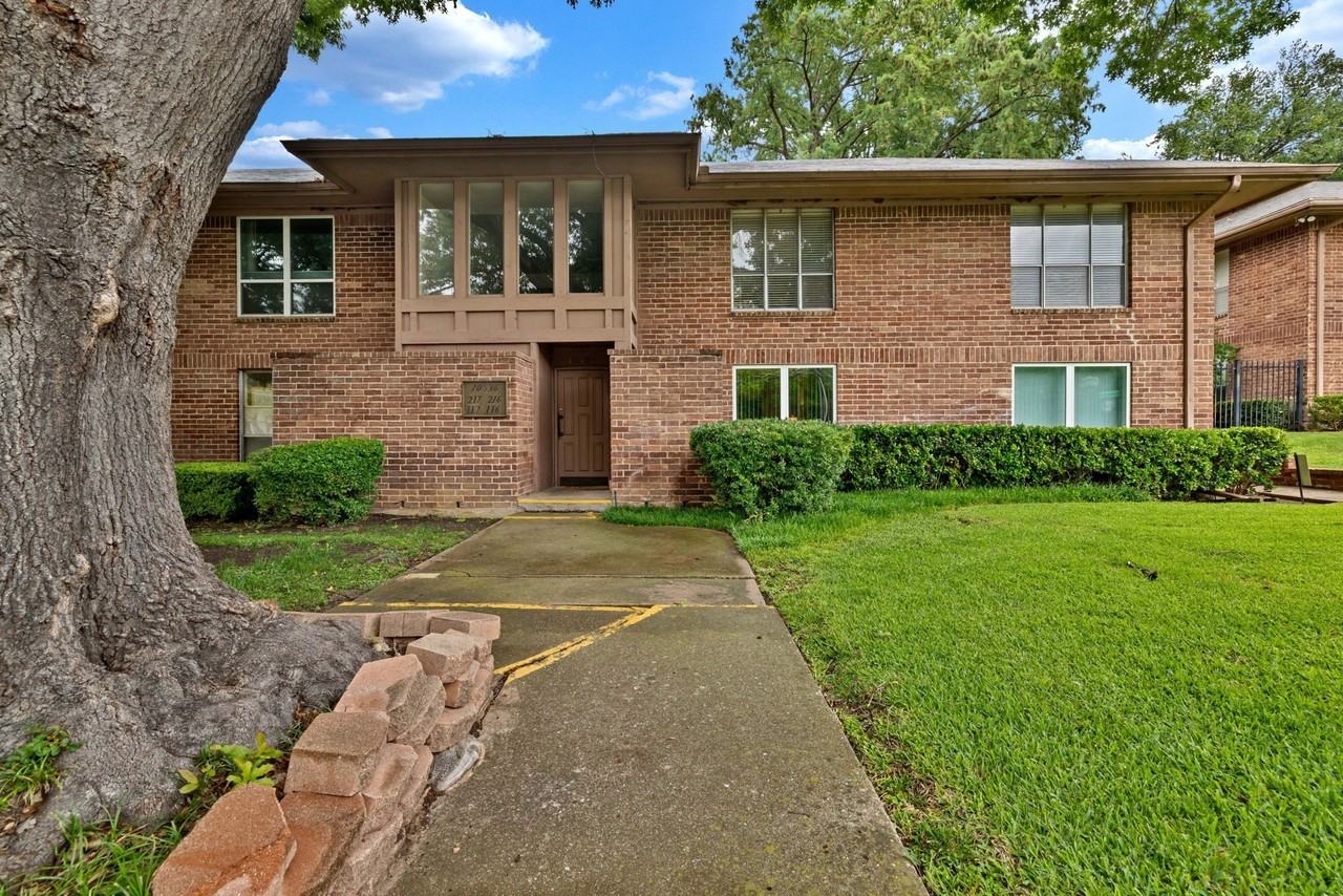 10536 Stone Canyon Rd #216