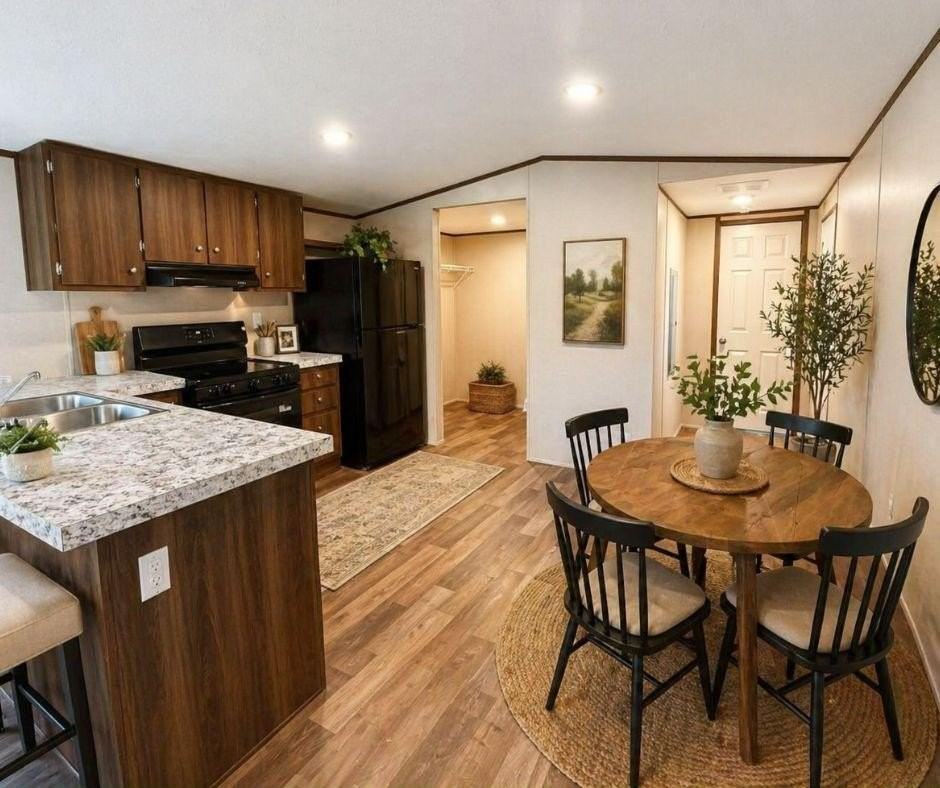 751 Kernodle Ln #10 - Photo 2 of 32