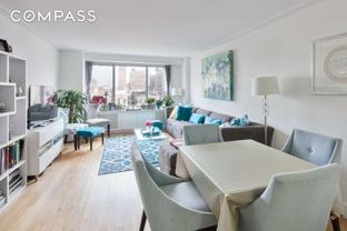 400 Central Park W #9H - Photo 1 of 1