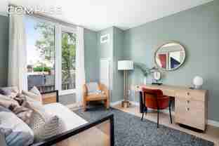 3077 Vernon Blvd #310W - Photo 1 of 1