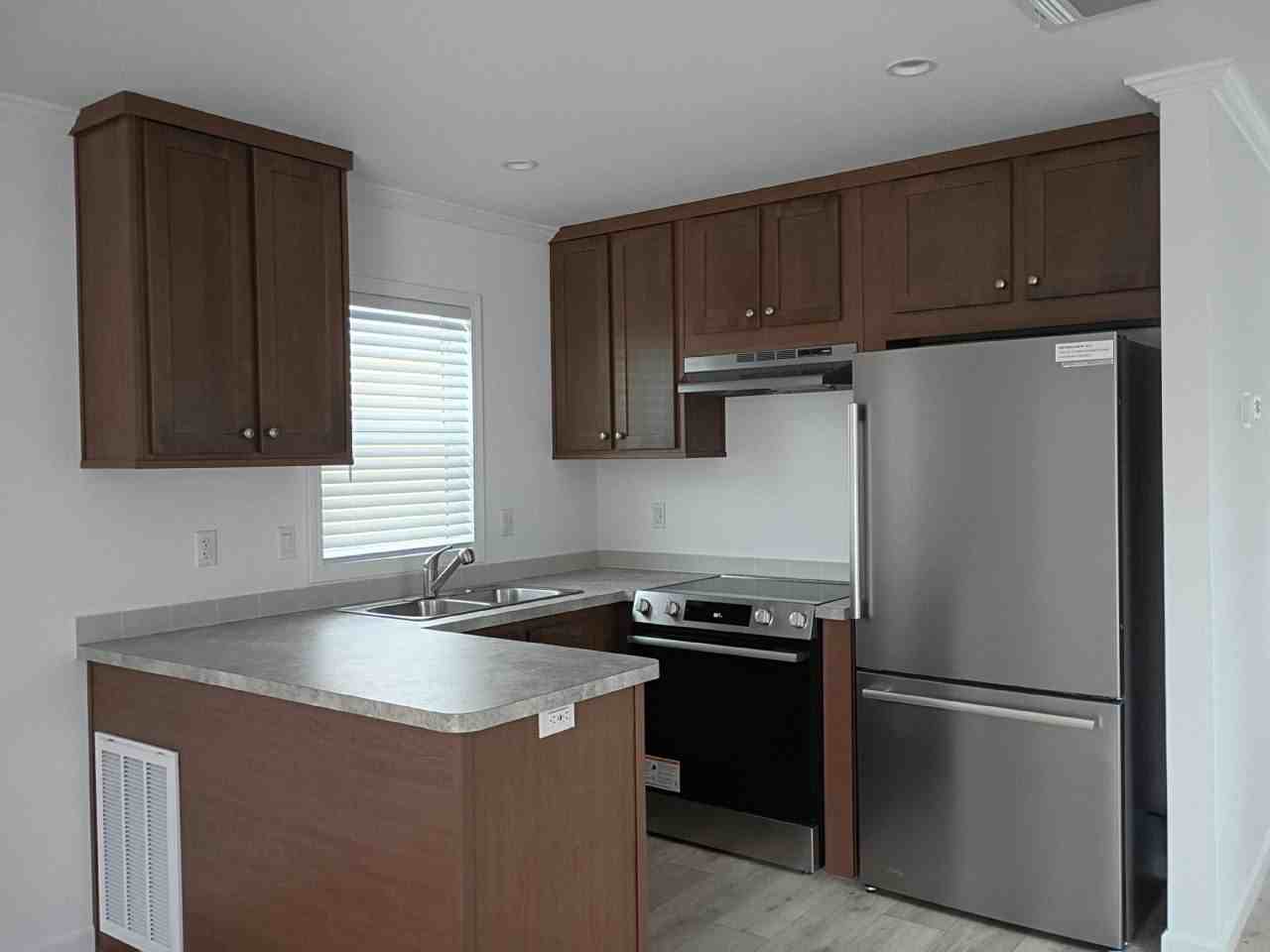 40 Lily Dr #130 - Photo 3 of 8