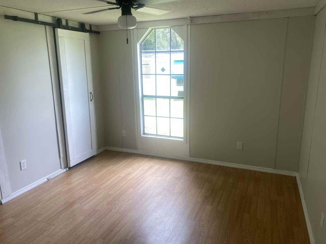 1910 Enterprise Ave #15 - Photo 6 of 15