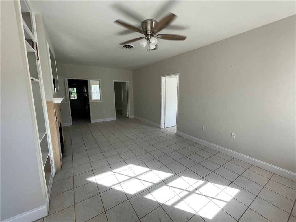 2222 Ponce De Leon Cir #B - Photo 3 of 12