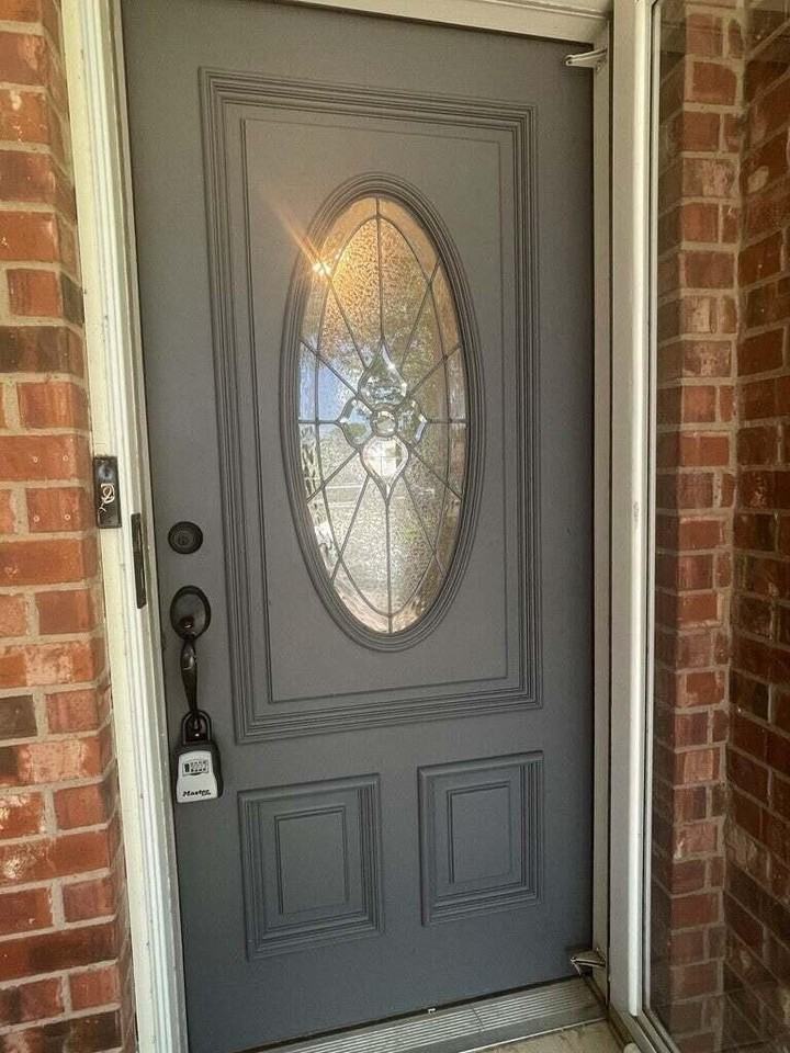 3513 Shadyhill Dr - Photo 2 of 16