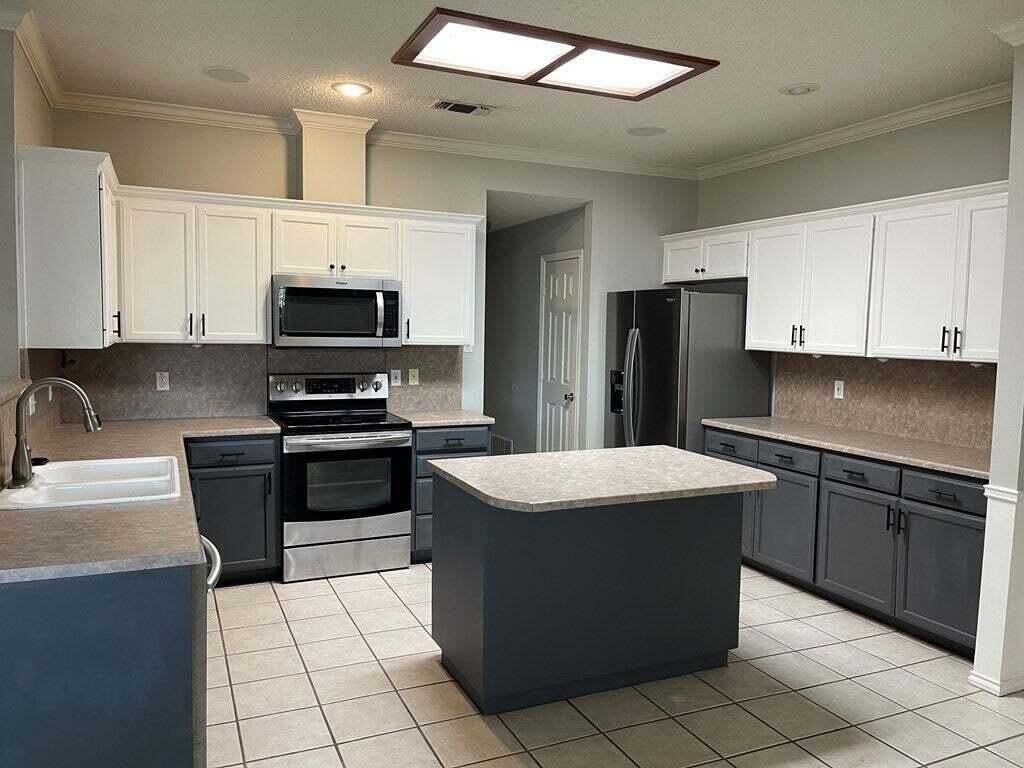 3513 Shadyhill Dr - Photo 7 of 16
