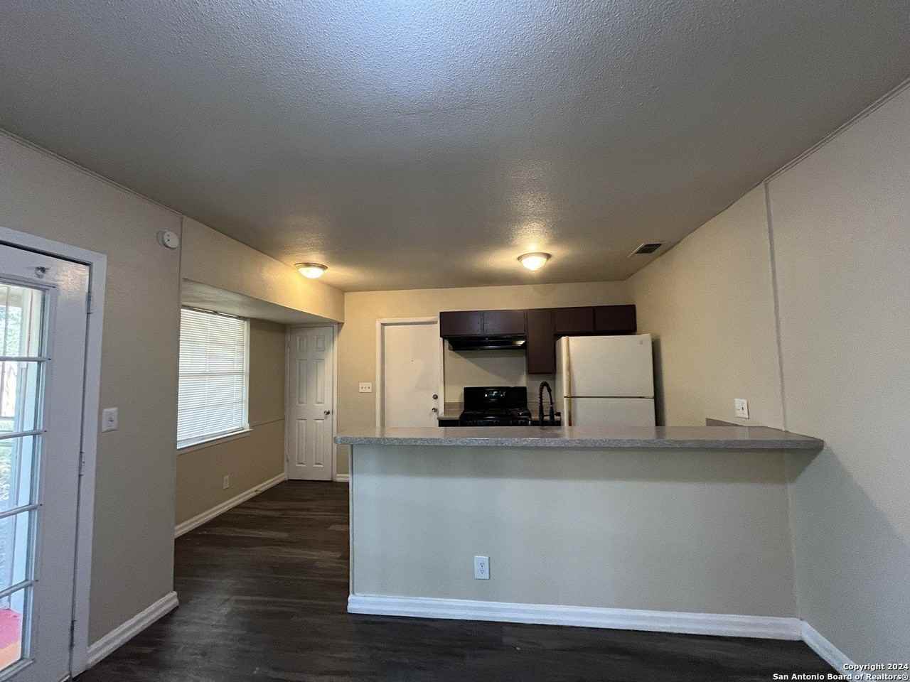 5922 Castle Hunt - Photo 4 of 13