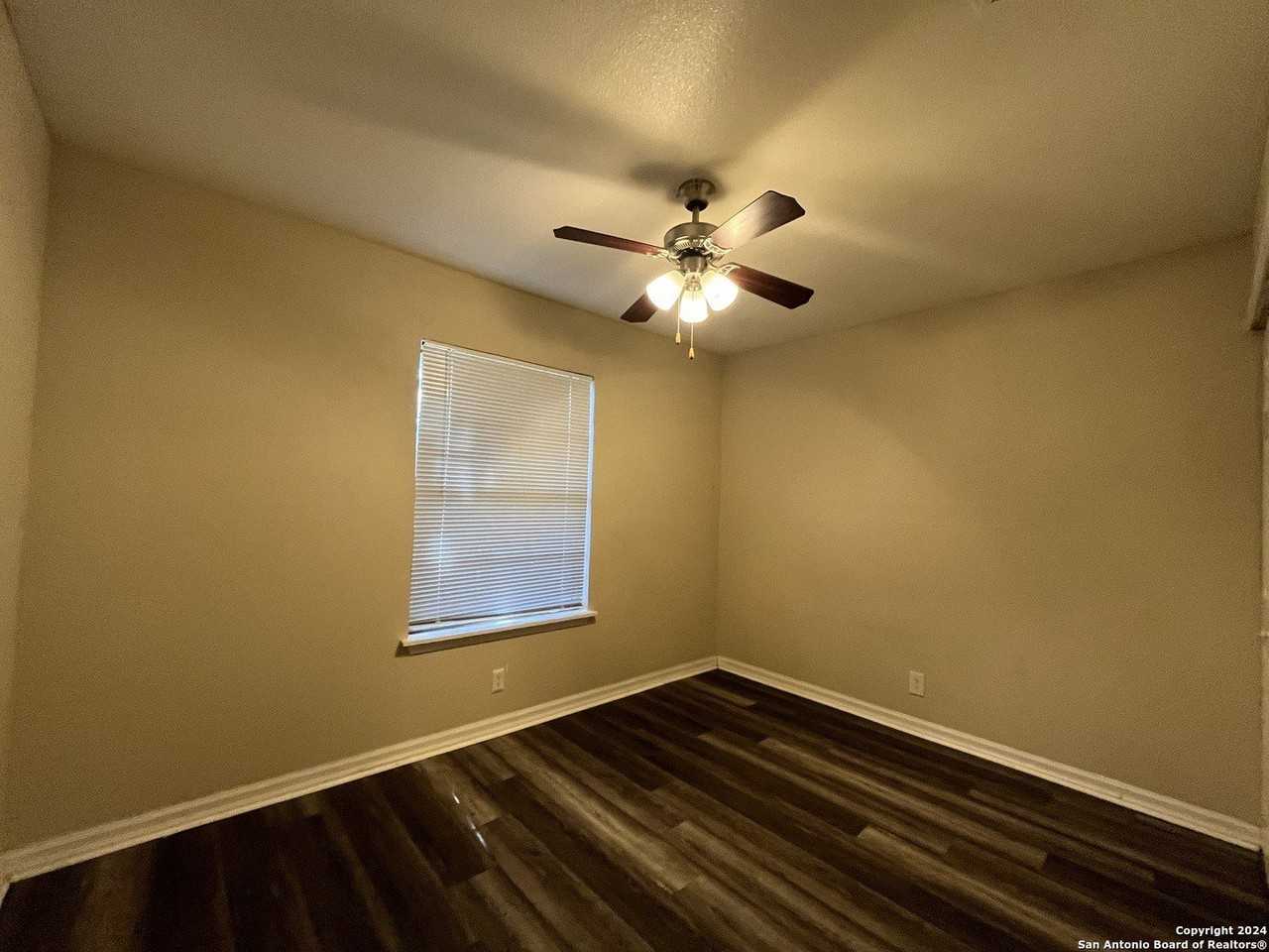 5922 Castle Hunt - Photo 7 of 13