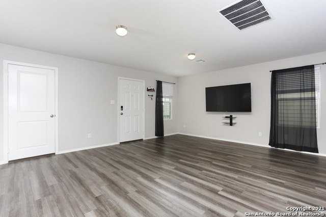 134 Samuel Kemper - Photo 5 of 17