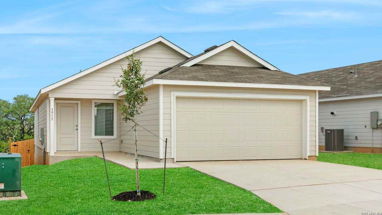 3913 Glade Crk - Photo 2 of 16