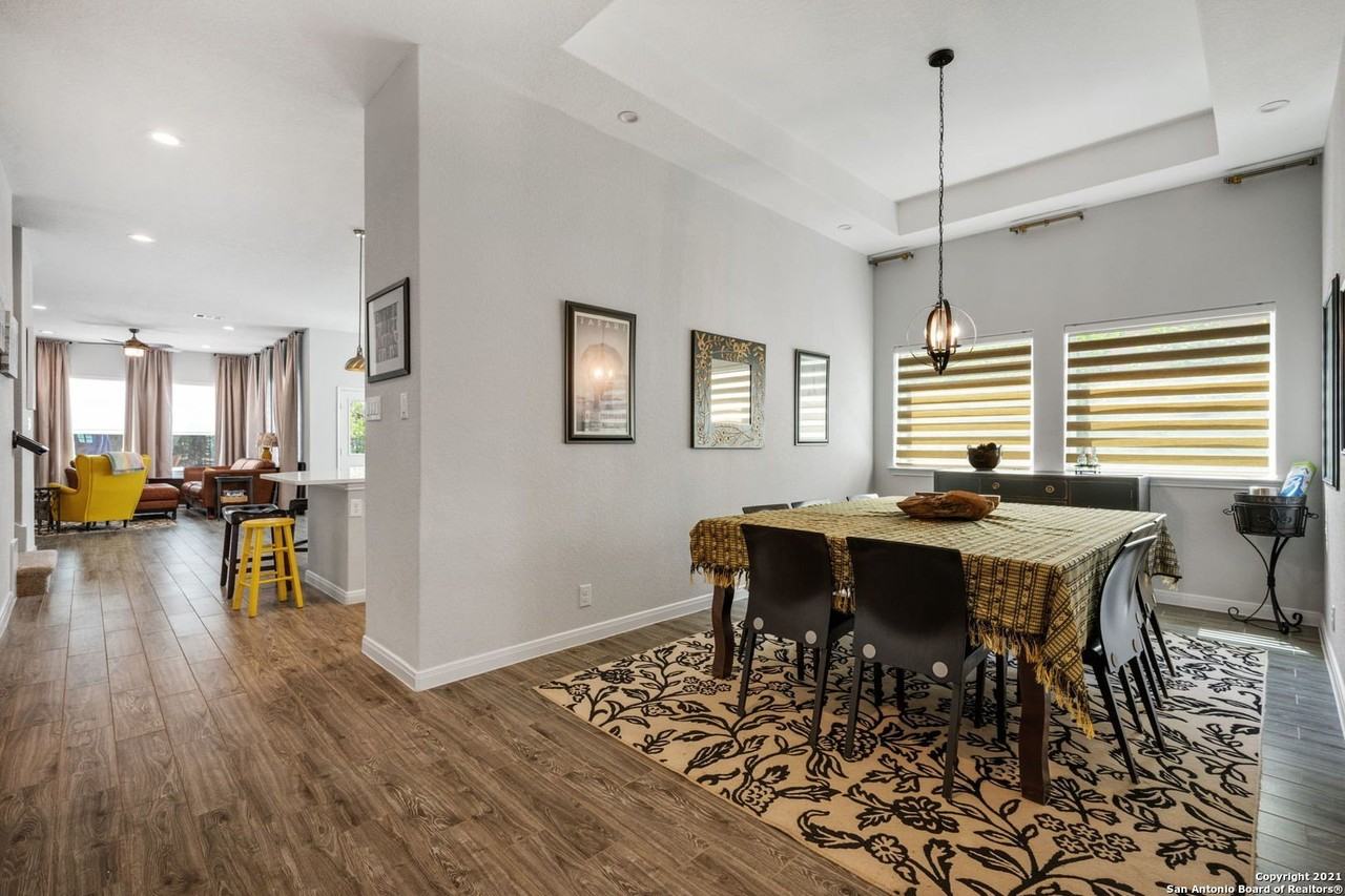 10523 Foxen Way - Photo 5 of 27