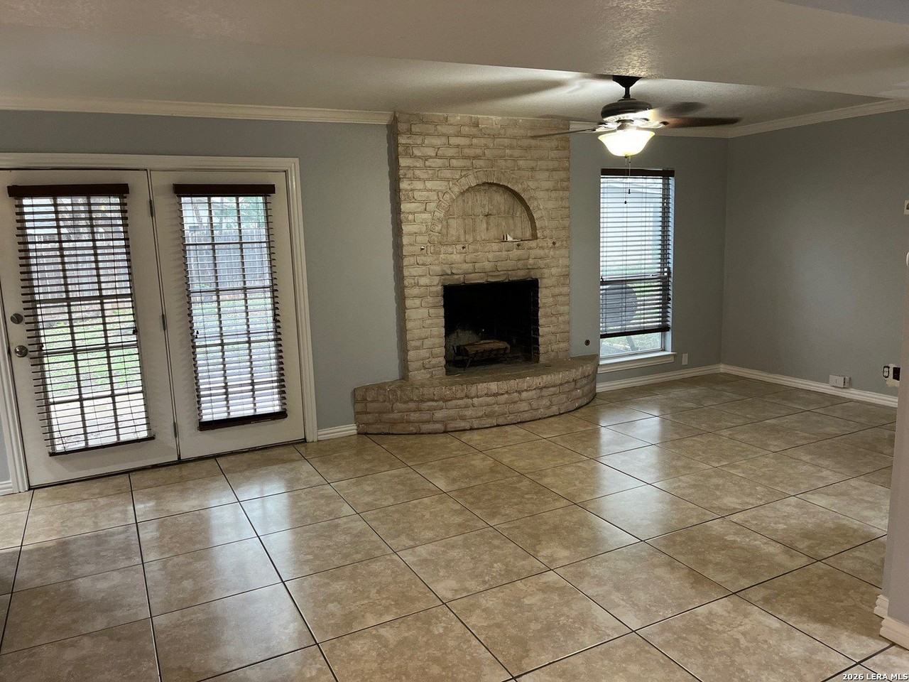 3650 Mapleton St - Photo 5 of 12