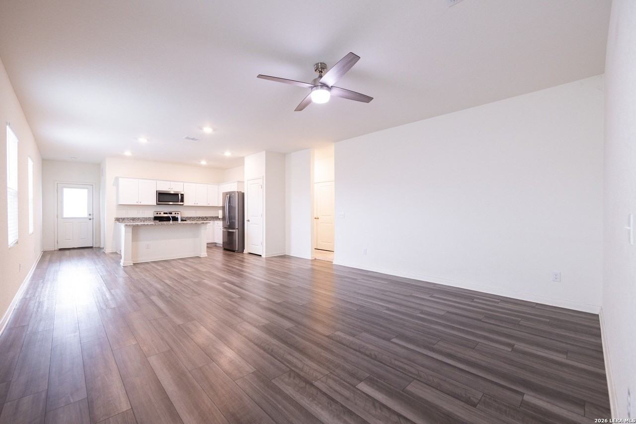 14423 Bonito Loop - Photo 7 of 24