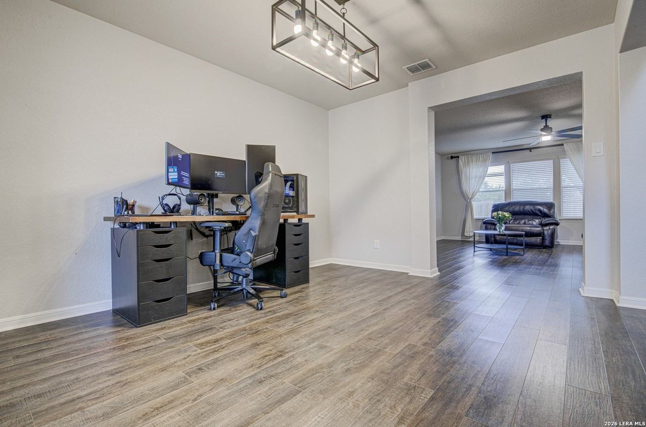 10614 Black Wolf Bay - Photo 6 of 29