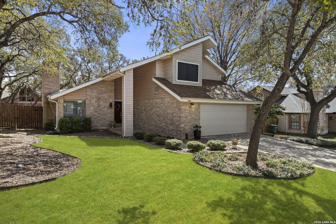9318 Jorwoods Dr - Photo 2 of 38