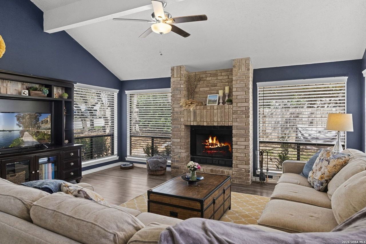 9318 Jorwoods Dr - Photo 4 of 38