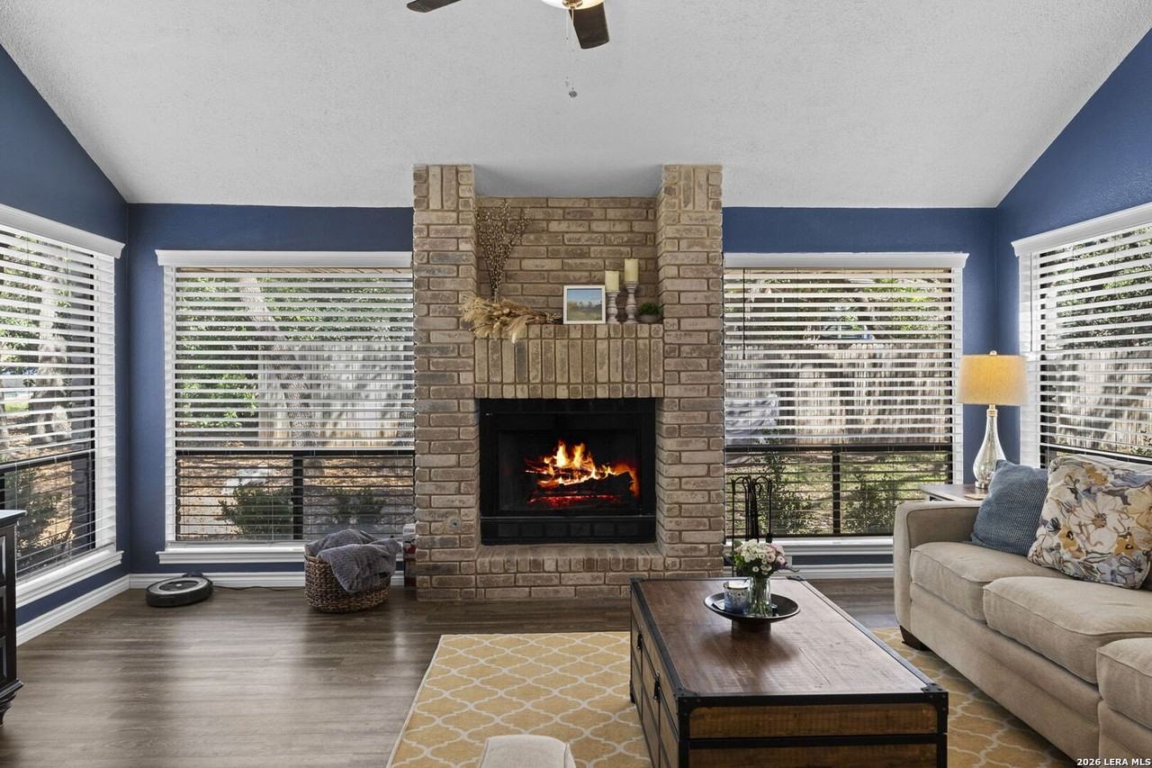 9318 Jorwoods Dr - Photo 5 of 38