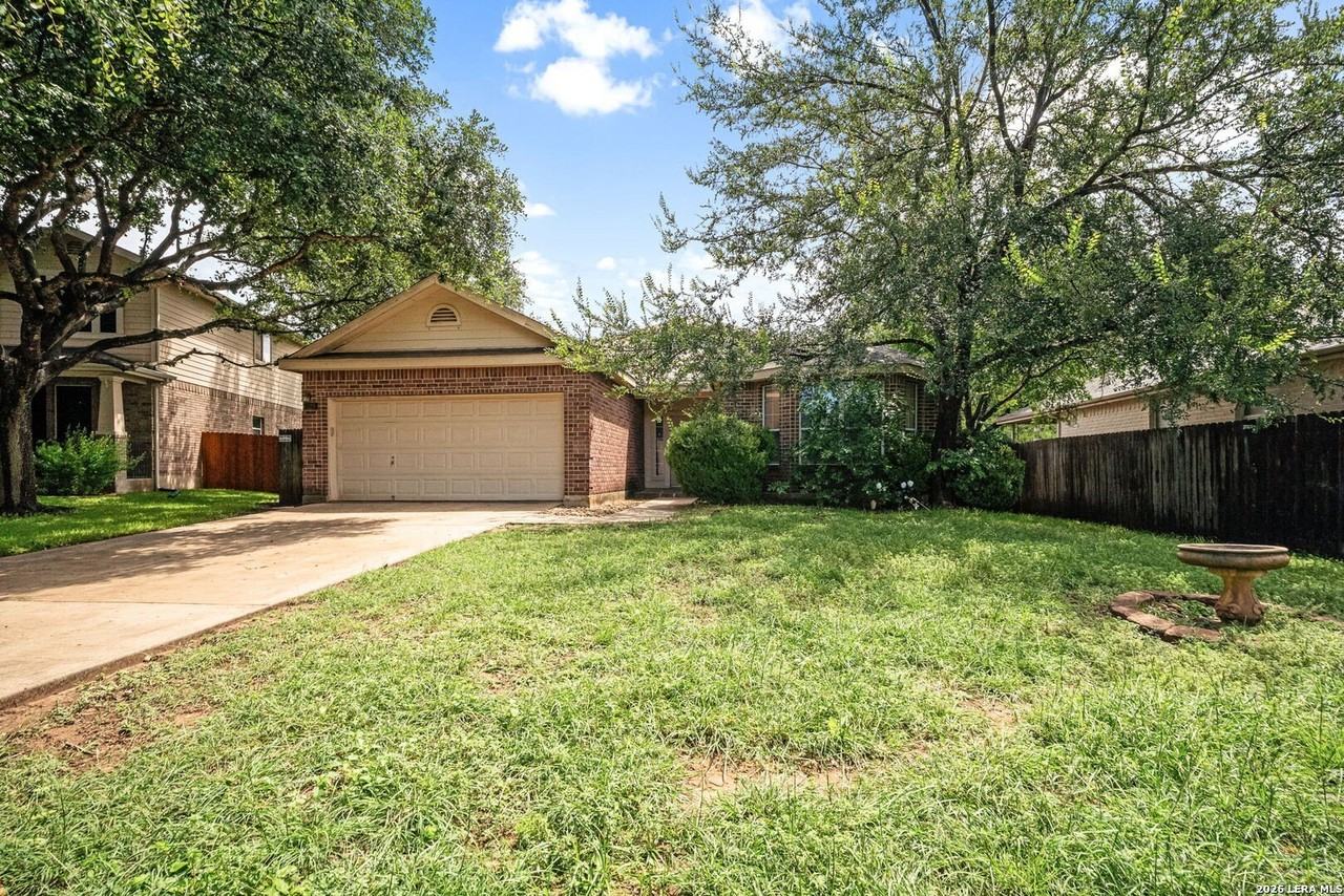 229 Spice Oak Ln - Photo 4 of 39