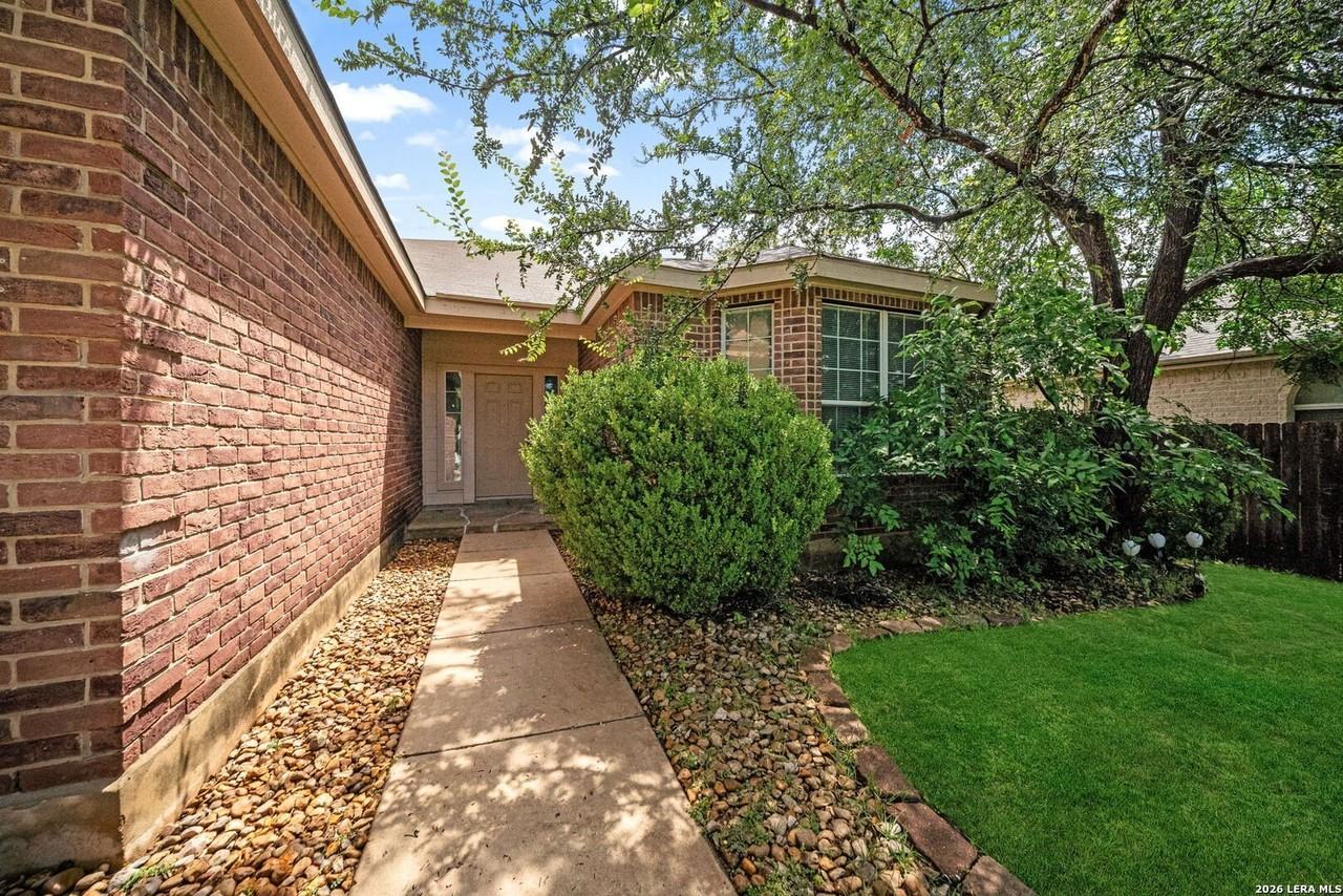 229 Spice Oak Ln - Photo 7 of 39