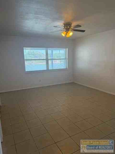 1426 Harbor Island Dr #1426 - Photo 3 of 12