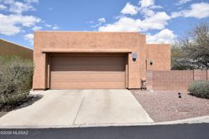 featured image of 2934 N Cardell Cir