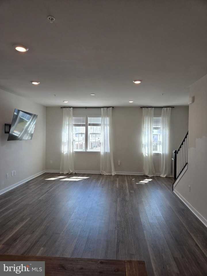 519 Swift Heron Ave - Photo 6 of 15