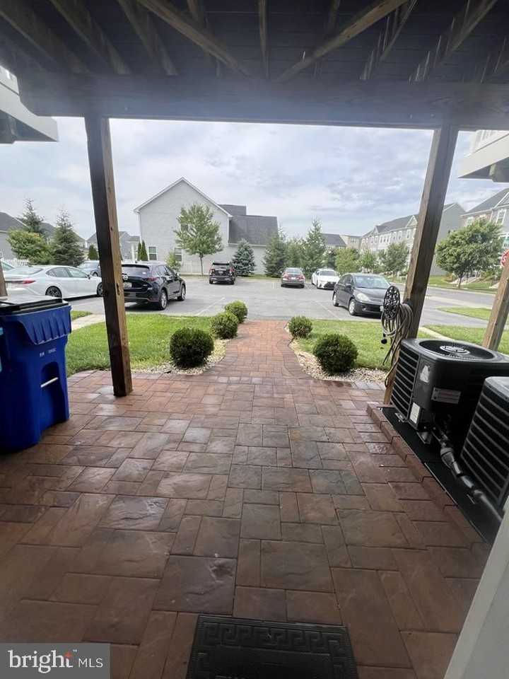 6503 Ballenger Run Blvd - Photo 3 of 34