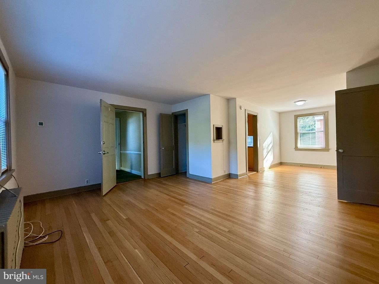 1400 Kenmore Ave #D2 - Photo 2 of 13