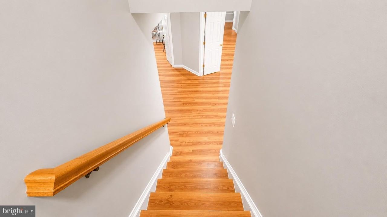 7302 Ivycrest Pl - Photo 4 of 37