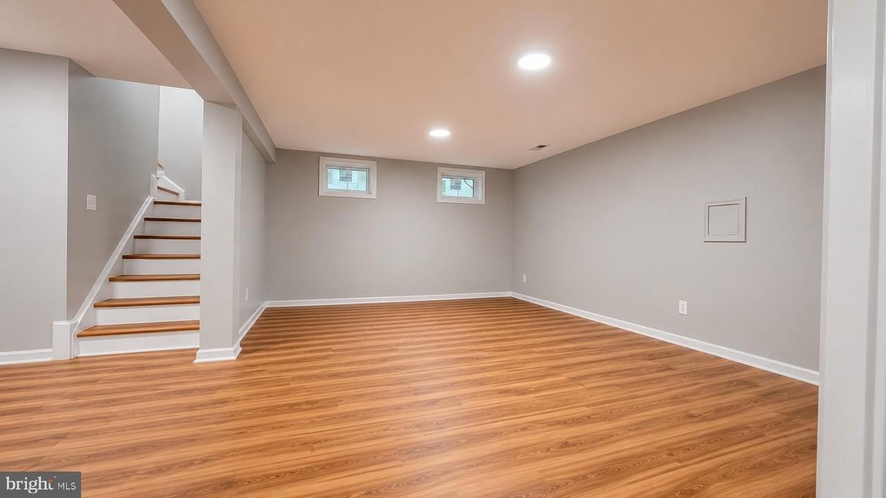 7302 Ivycrest Pl - Photo 7 of 37