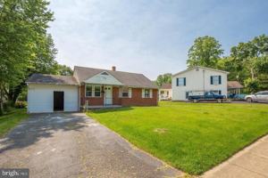featured image of 2019 Leonard Rd