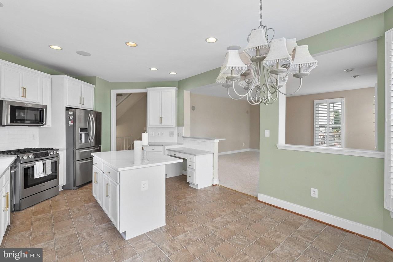24954 Calcite Pl - Photo 3 of 38
