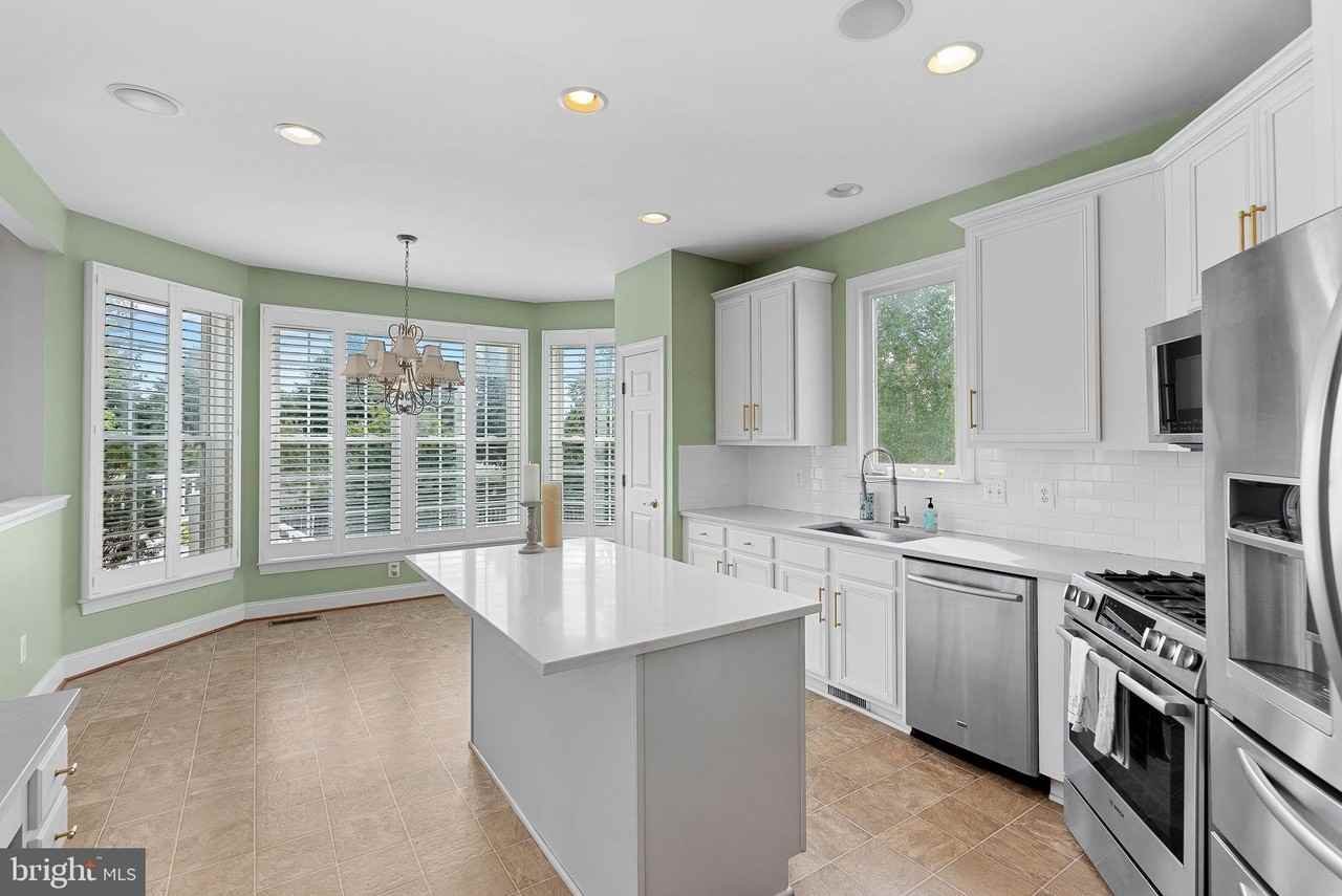 24954 Calcite Pl - Photo 6 of 38