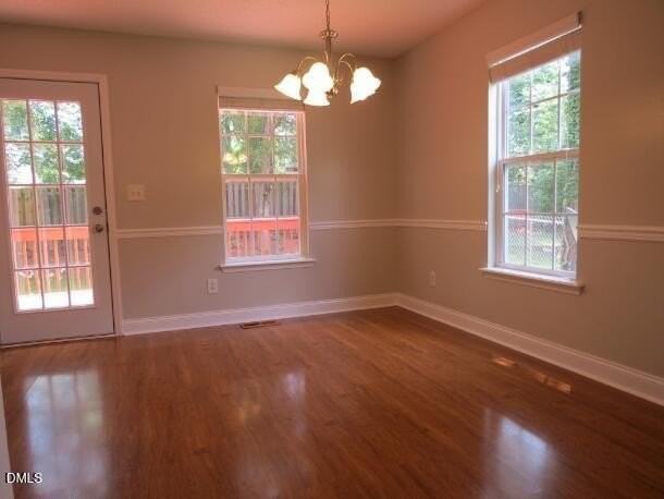 10 Knightsbridge Ct - Photo 3 of 22